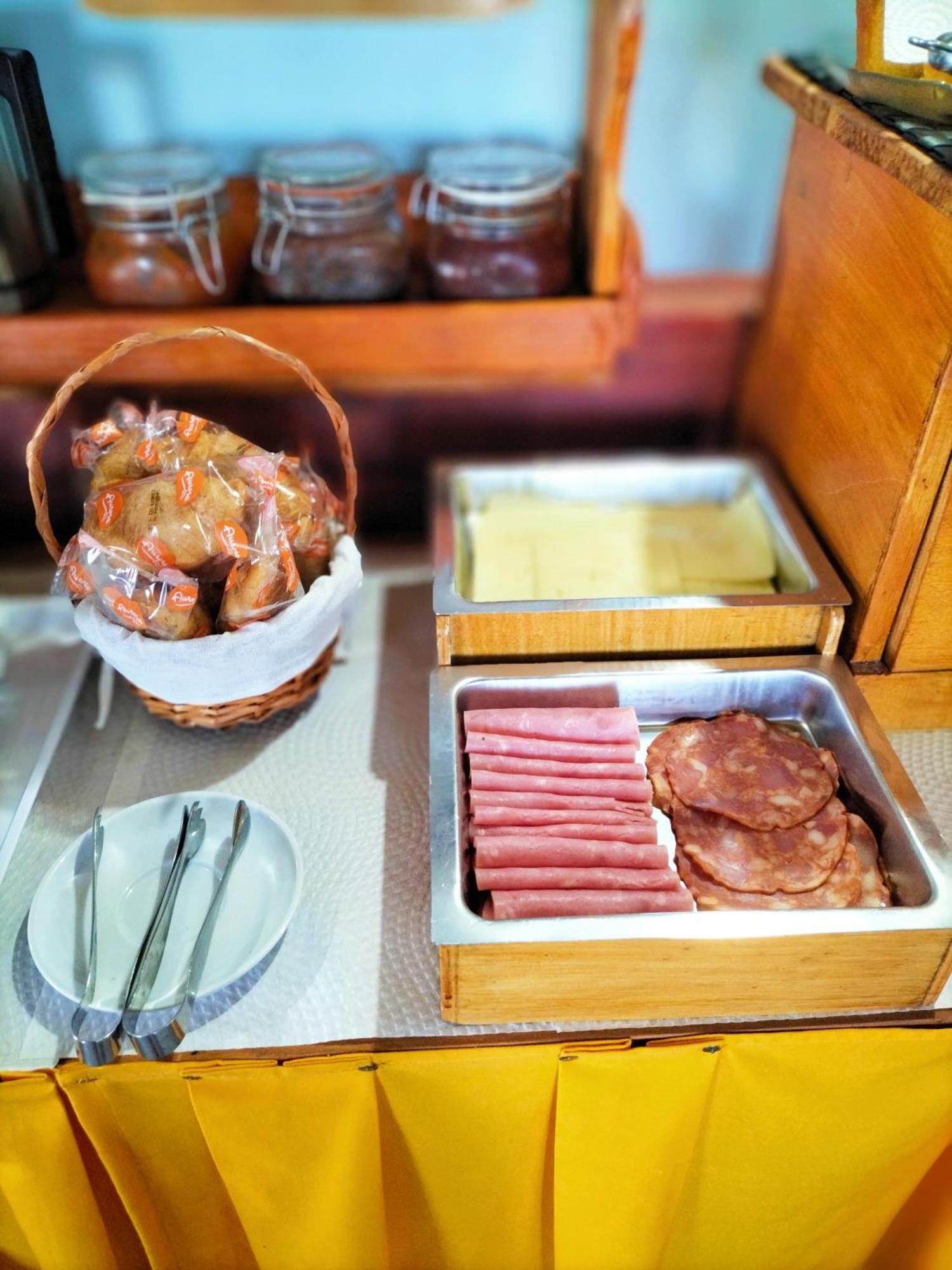 Alojamento Raminho Dos Acores 앙그라두에루이스무 외부 사진